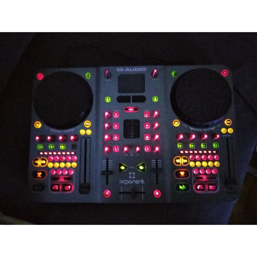 M-Audio Torq 1.5 Xponent DJ/Midi Controller Performance Production System USB - Picture 1 of 12